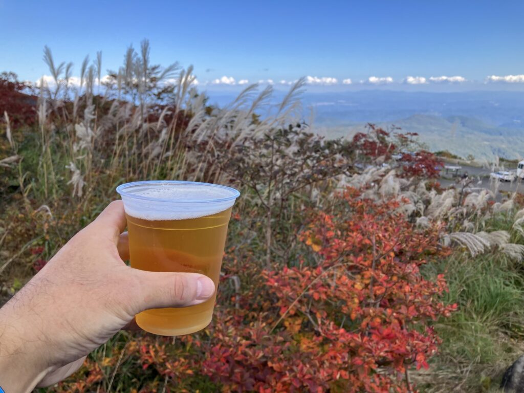 下山してすぐに生ビール