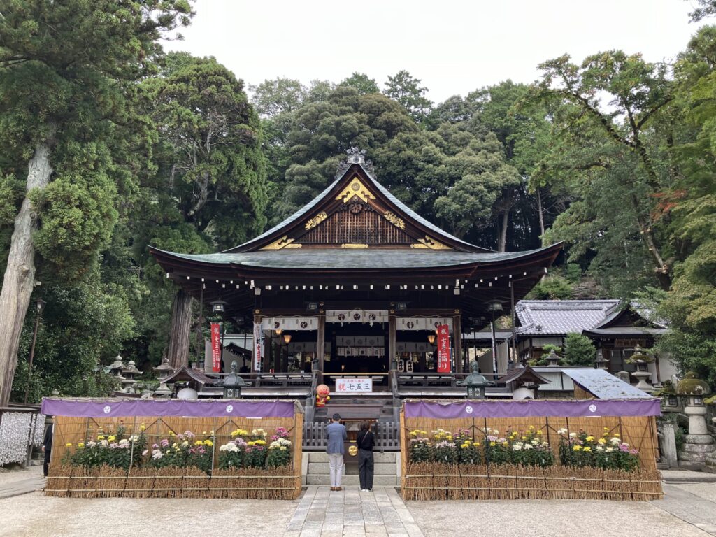 日牟禮(ひむれ)八幡宮